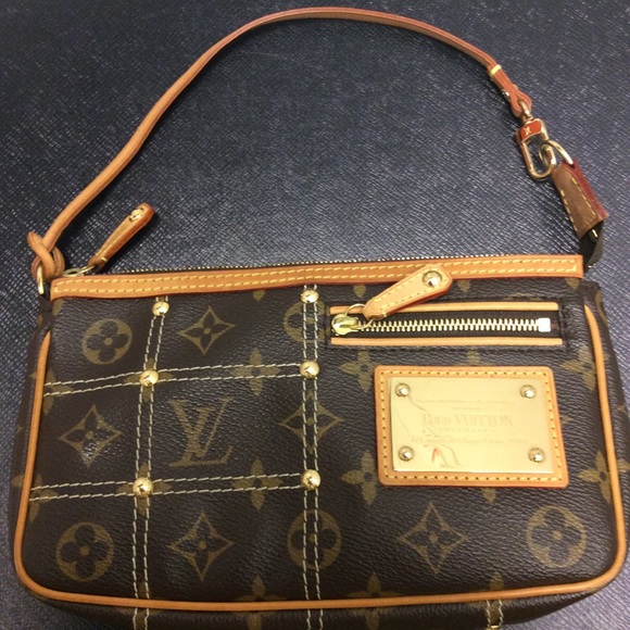 Louis Vuitton mini bag. Excellent. - Picture 1 of 8